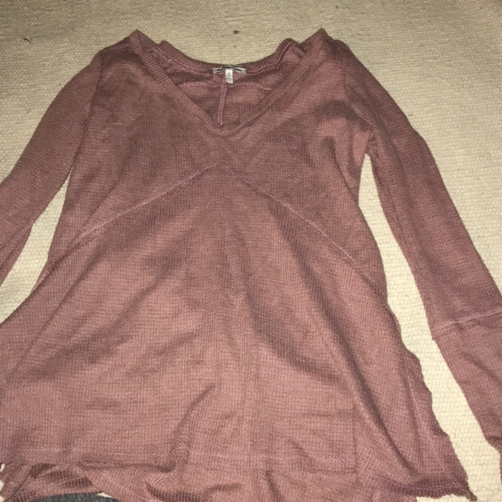 Cute rose colored thermal with detail